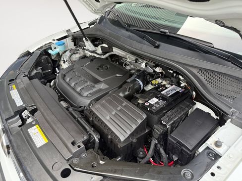 Used 2021 Volkswagen Tiguan SE w/ Panoramic Sunroof Package AWD/4WD image 27