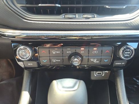 New 2026 Jeep Compass Limited image 21