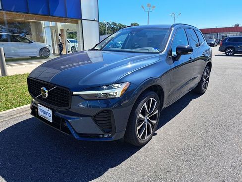 Used 2024 Volvo XC60 B5 Plus w/ Climate Package AWD/4WD image 2