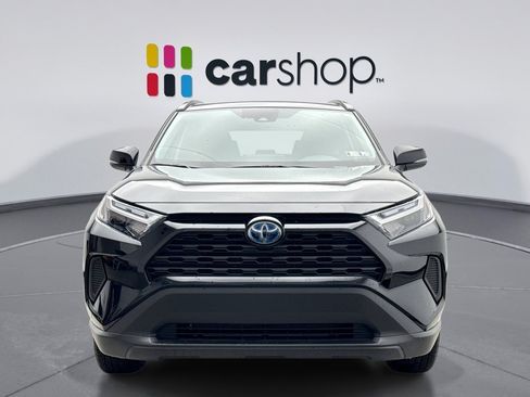 Used 2024 Toyota RAV4 XLE w/ Convenience Package AWD/4WD image 8
