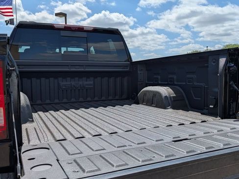 New 2026 GMC Sierra 1500 AT4X AWD/4WD image 32