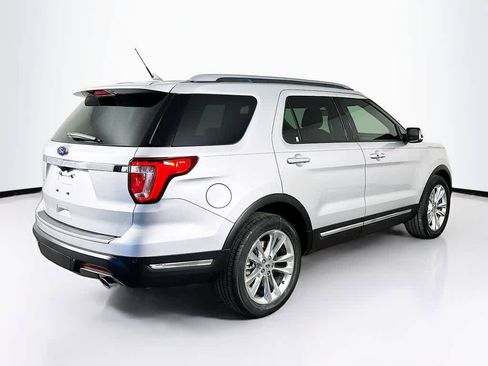 Certified 2019 Ford Explorer Limited w/ Ford Safe & Smart Package image 26