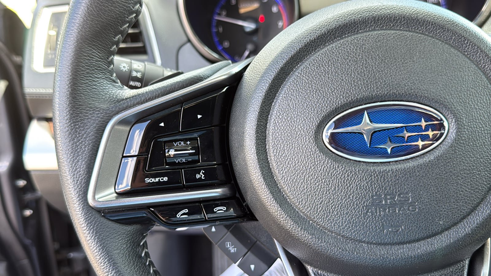 Used 2019 Subaru Outback 2.5i Limited AWD/4WD image 12