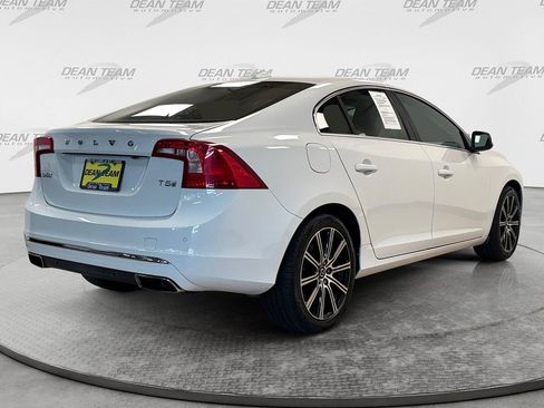 Used 2018 Volvo S60 T5 Inscription w/ Protection Package FWD image 4