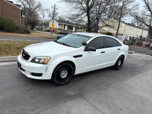 Used 2013 Chevrolet Caprice image 2