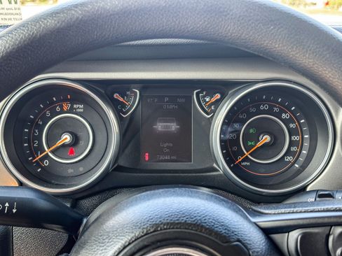 Used 2018 Jeep Wrangler Unlimited Sport AWD/4WD image 26