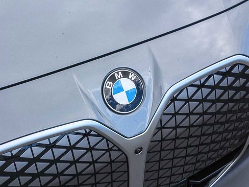 New 2026 BMW i4 eDrive40 w/ Premium Package image 11