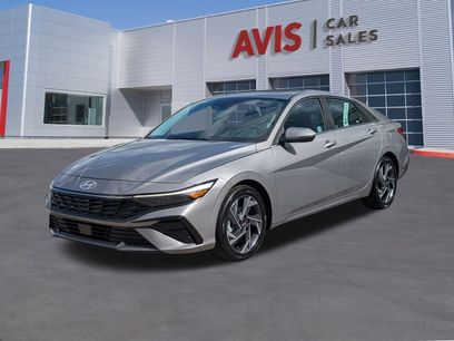 Used 2025 Hyundai Elantra Limited