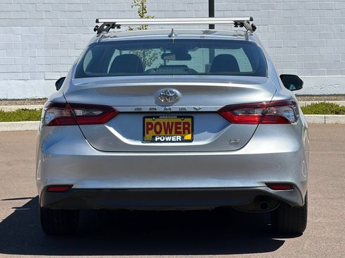Used 2021 Toyota Camry LE w/ Cold Weather Package FWD image 5