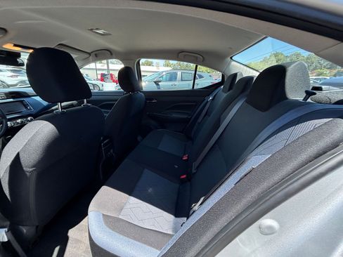 Used 2025 Nissan Versa SV FWD image 23