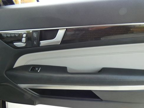 Used 2014 Mercedes-Benz E 350 Cabriolet w/ Premium 1 Package image 34