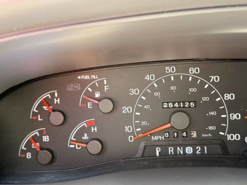 Used 2001 Ford Excursion XLT image 13