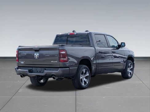 Used 2023 RAM 1500 Laramie AWD/4WD image 5