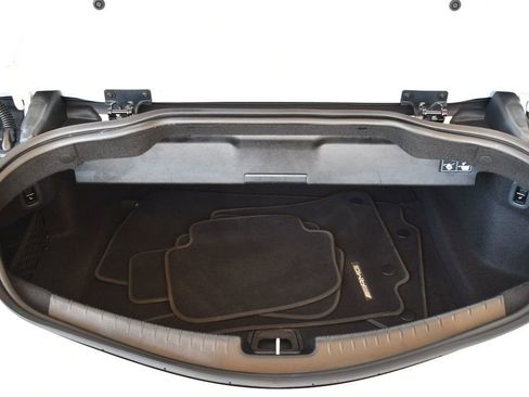 Used 2025 Mercedes-Benz CLE 300 4MATIC Cabriolet image 16