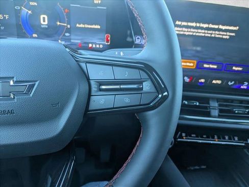 New 2026 Chevrolet Equinox EV RS AWD/4WD image 15
