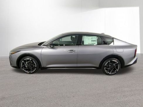 New 2025 Kia K4 GT-Line image 14