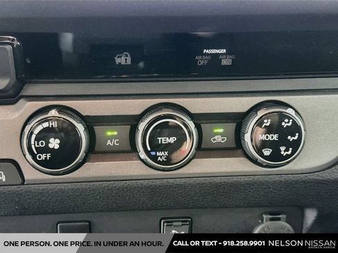 Used 2016 Toyota Tacoma TRD Off-Road w/ Towing Package RWD image 16
