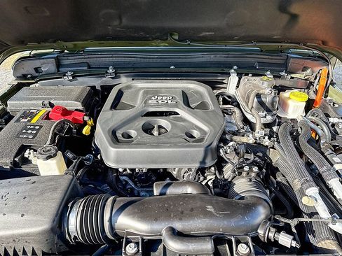 Used 2022 Jeep Wrangler Unlimited Rubicon 4xe w/ Cold Weather Group image 12