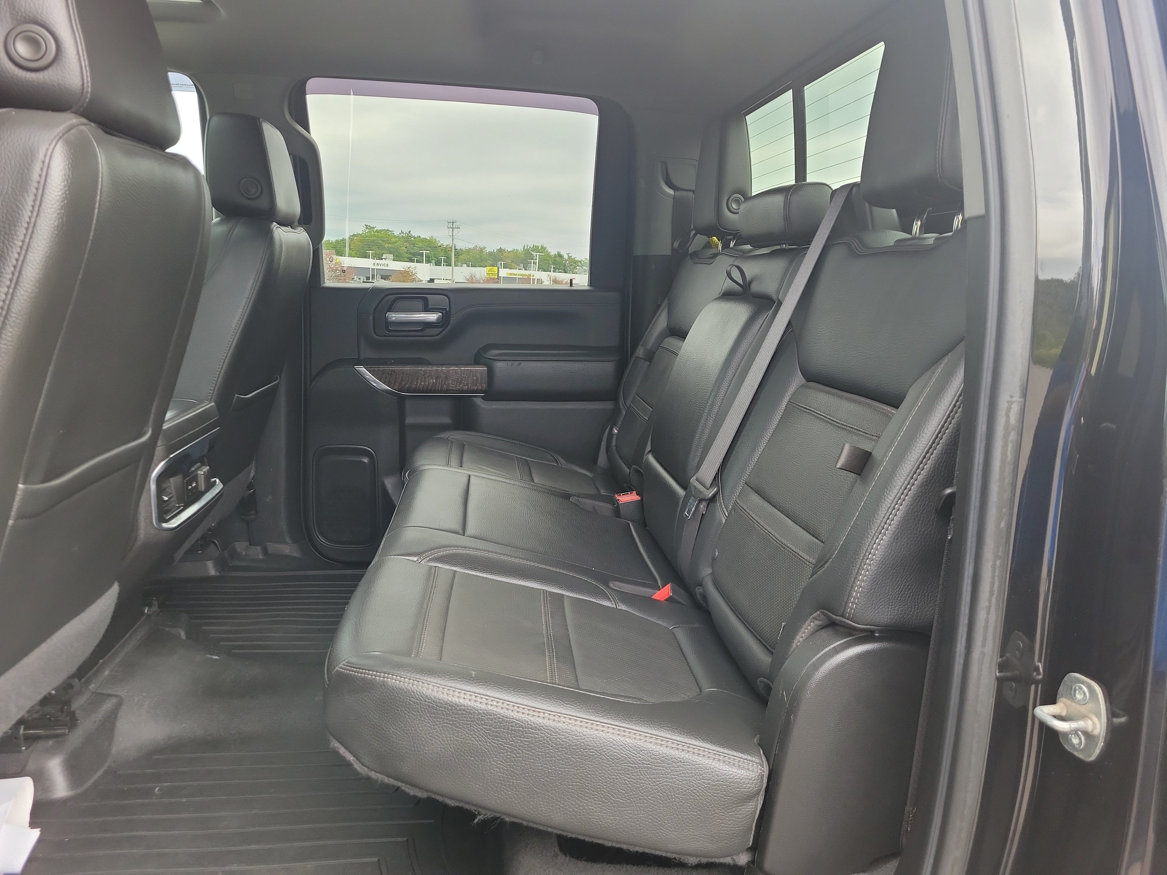 Used 2022 GMC Sierra 2500 Denali AWD/4WD image 16