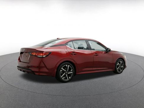 Used 2025 Nissan Sentra SV FWD image 9