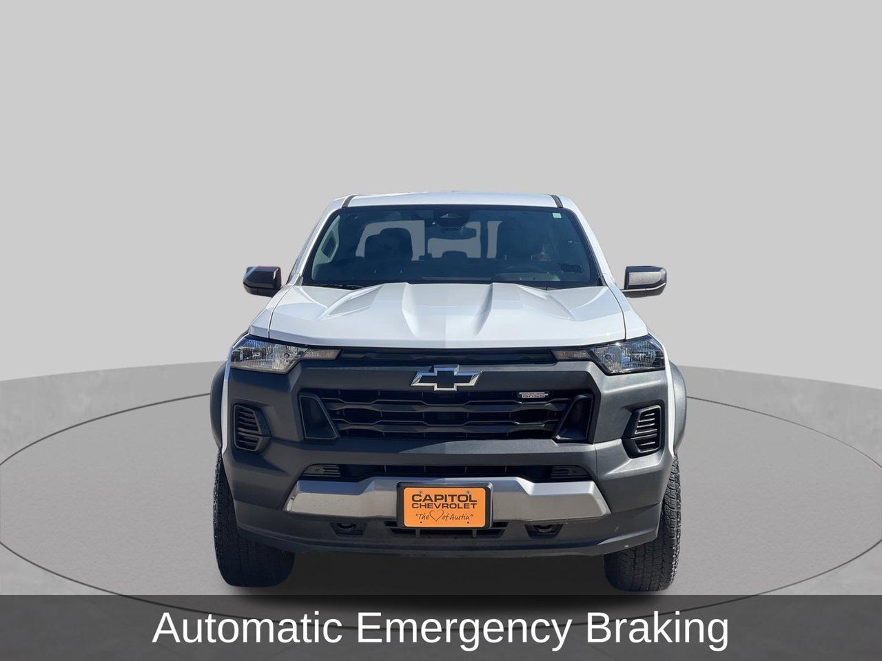 Used 2024 Chevrolet Colorado Trail Boss w/ Advanced Trailering Package AWD/4WD image 8
