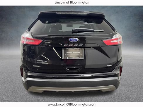 Used 2024 Ford Edge SEL w/ Convenience Package AWD/4WD image 6