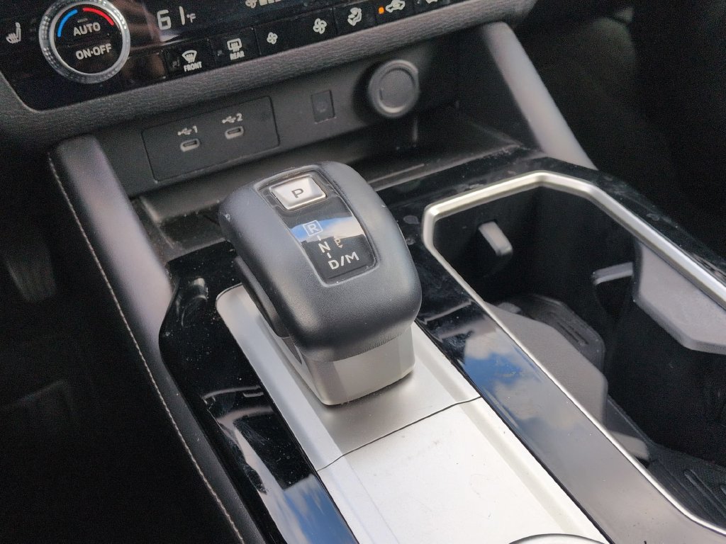 Used 2025 Mitsubishi Outlander SE AWD/4WD image 19