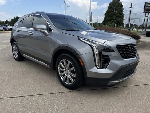 Used 2023 Cadillac XT4 Premium Luxury AWD/4WD image 3