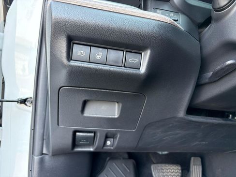 Used 2024 Toyota Grand Highlander AWD image 19