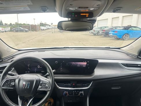 Used 2025 Buick Encore GX Preferred image 33