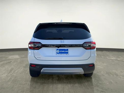 New 2025 Honda Pilot EX-L image 8