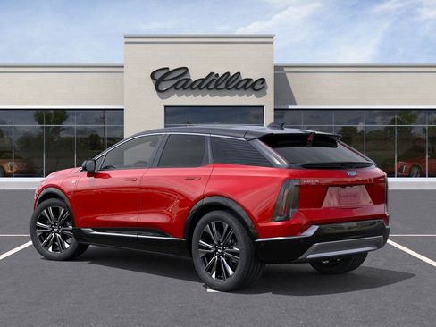 New 2026 Cadillac Optiq Luxury 2 image 3