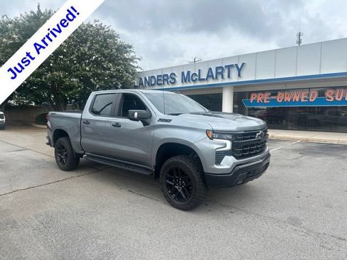 Used 2026 Chevrolet Silverado 1500 LT Trail Boss w/ LT Trail Boss Premium Package AWD/4WD image 1