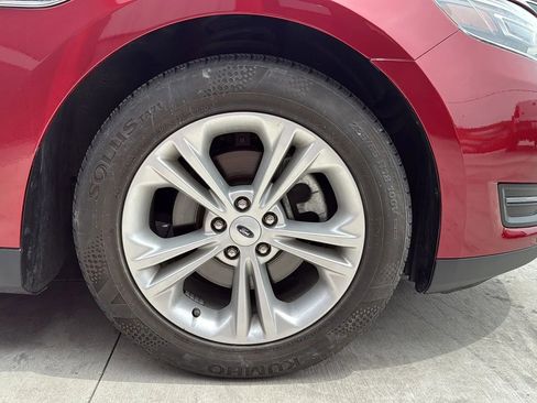 Used 2017 Ford Taurus SEL FWD image 26