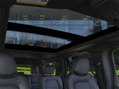 New 2024 Lincoln Navigator Reserve image 22