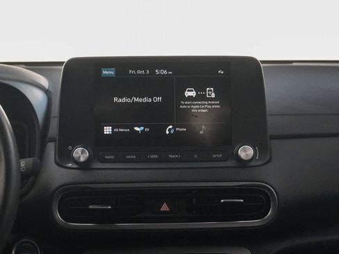 Certified 2023 Hyundai Kona SE image 14