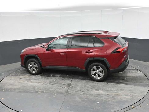 Used 2022 Toyota RAV4 XLE w/ Convenience Package AWD/4WD image 12
