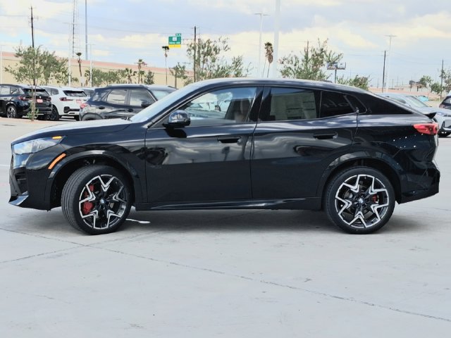 New 2027 BMW X2 xDrive28i w/ Technology Package AWD/4WD image 4