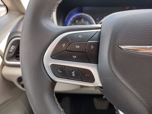 Used 2024 Chrysler Voyager LX image 24