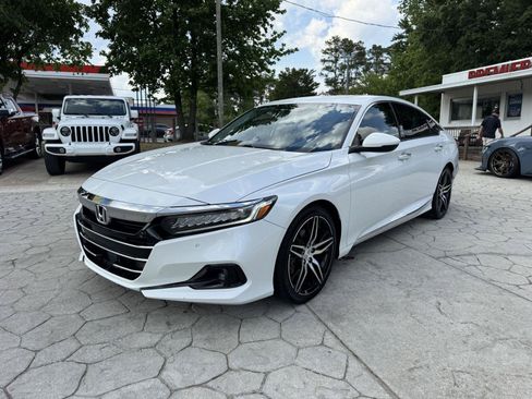 Used 2021 Honda Accord Touring image 9