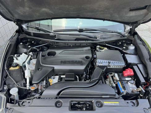 Used 2016 Nissan Altima 2.5 S w/ Power Driver Seat Package FWD image 5