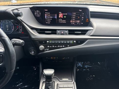 Used 2021 Lexus ES 350 w/ Premium Package image 14