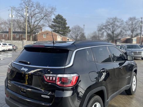 Used 2020 Jeep Compass Latitude w/ Cold Weather Group image 7