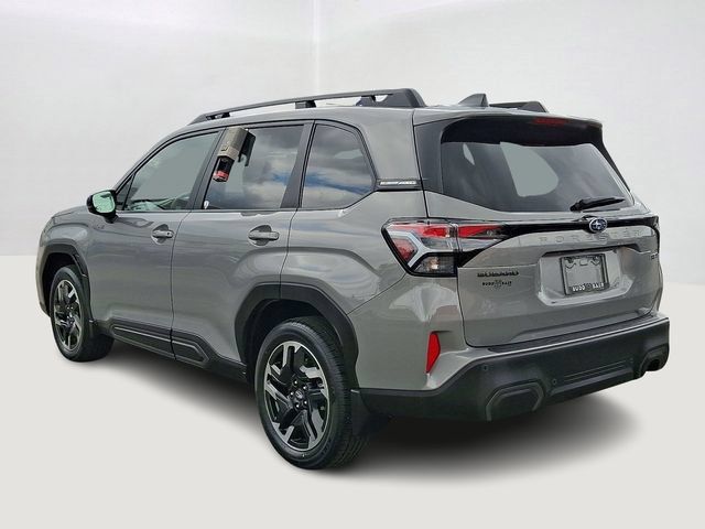 Used 2025 Subaru Forester Limited AWD/4WD image 4