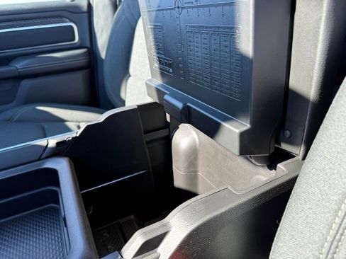 New 2026 RAM 1500 4x4 Crew Cab image 26