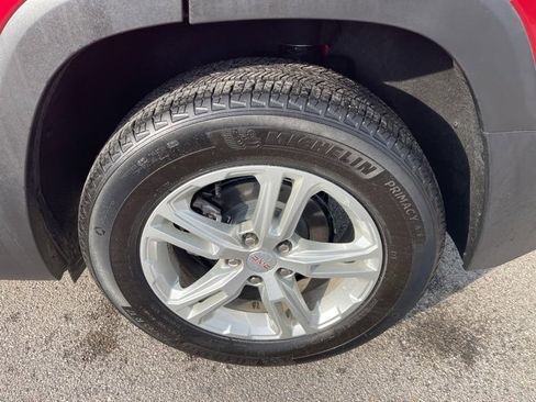 Used 2023 GMC Terrain SLE image 26