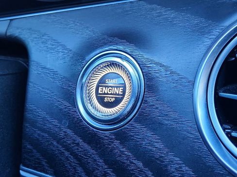 Used 2017 Mercedes-Benz E 300 4MATIC w/ Premium 1 Package image 22