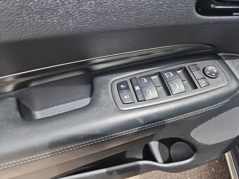 Used 2023 Dodge Durango SXT RWD image 11