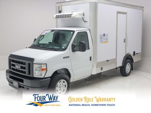 Used 2023 Ford E-350 and Econoline 350 Super Duty w/ Power Windows & Locks Group RWD image 7