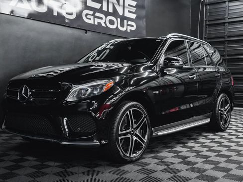 Used 2018 Mercedes-Benz GLE 43 AMG 4MATIC w/ Premium 2 Package image 35